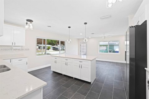 Casa en venta en St. Lucie, Florida, 3 dormitorios, 115.57 m2 № 2077641 - foto 10