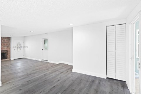 Casa en venta en St. Lucie, Florida, 3 dormitorios, 115.57 m2 № 2077641 - foto 20