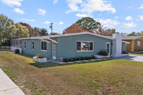 Casa en venta en St. Lucie, Florida, 3 dormitorios, 115.57 m2 № 2077641 - foto 28