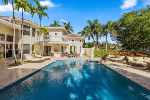 Casa en venta en Boca Raton, Florida, 5 dormitorios, 377.09 m2 № 1775810 - foto 17