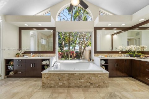 Casa en venta en Boca Raton, Florida, 5 dormitorios, 377.09 m2 № 1775810 - foto 21