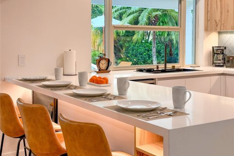 Villa ou maison à vendre à Cutler Bay, Floride: 6 chambres, 316.05 m2 № 2062643 - photo 18