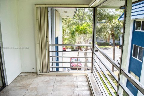 Copropriété à vendre à Margate, Floride: 2 chambres, 89 m2 № 1940219 - photo 6