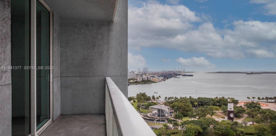 Condo in Miami, Florida, 1 bedroom  № 1998586