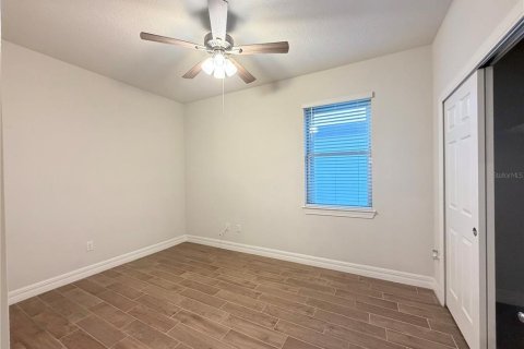 House in Land O' Lakes, Florida 2 bedrooms, 127.09 sq.m. № 2431110 - photo 19