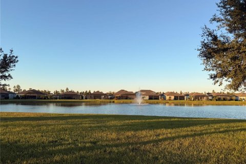 House in Land O' Lakes, Florida 2 bedrooms, 127.09 sq.m. № 2431110 - photo 26
