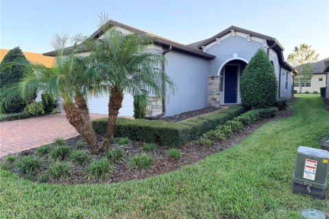 House in Land O' Lakes, Florida 2 bedrooms, 127.09 sq.m. № 2431110 - photo 2