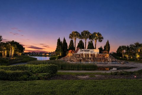 House in Land O' Lakes, Florida 2 bedrooms, 127.09 sq.m. № 2431110 - photo 30