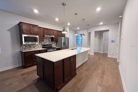 House in Land O' Lakes, Florida 2 bedrooms, 127.09 sq.m. № 2431110 - photo 9