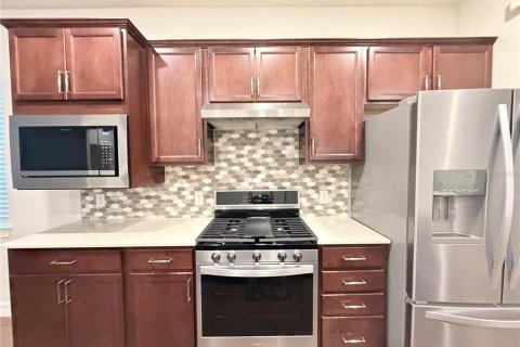 House in Land O' Lakes, Florida 2 bedrooms, 127.09 sq.m. № 2431110 - photo 7