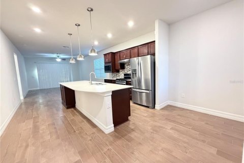 House in Land O' Lakes, Florida 2 bedrooms, 127.09 sq.m. № 2431110 - photo 4