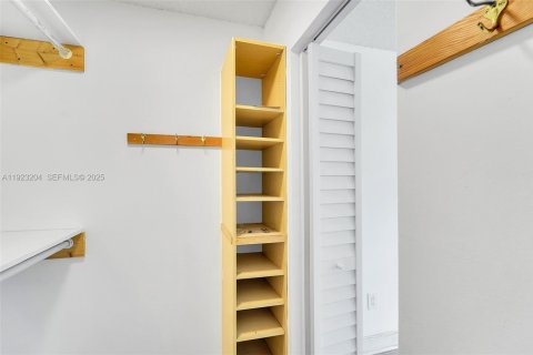 Copropriété à louer à Pompano Beach, Floride: 1 chambre, 75.53 m2 № 1976841 - photo 10