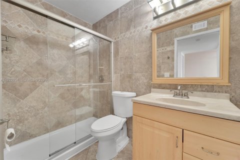 Copropriété à louer à Pompano Beach, Floride: 1 chambre, 75.53 m2 № 1976841 - photo 14