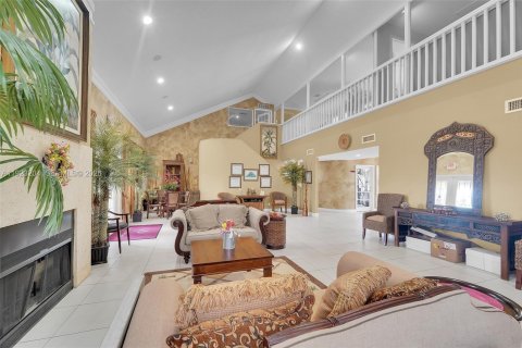 Condo in Pompano Beach, Florida, 1 bedroom  № 1976841 - photo 21