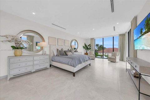 Купить виллу или дом в Марко-Айленд, Флорида 4 спальни, 492.94м2, № 1973598 - фото 23