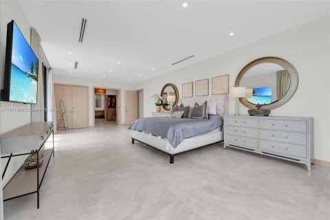 Купить виллу или дом в Марко-Айленд, Флорида 4 спальни, 492.94м2, № 1973598 - фото 19