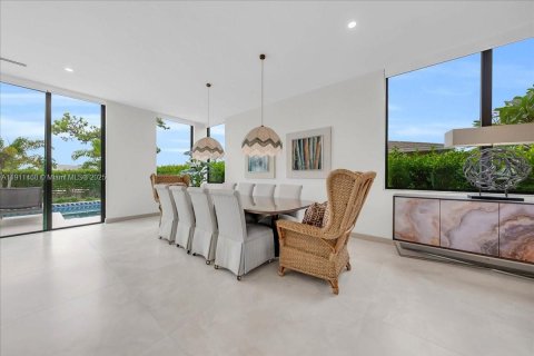 Купить виллу или дом в Марко-Айленд, Флорида 4 спальни, 492.94м2, № 1973598 - фото 8