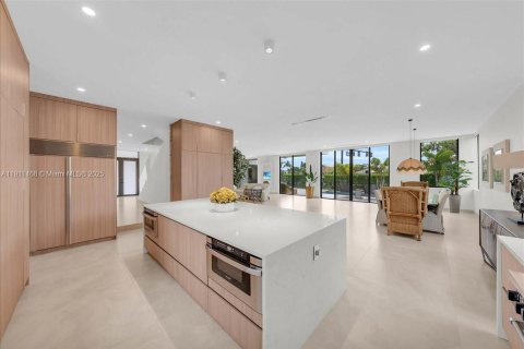 Купить виллу или дом в Марко-Айленд, Флорида 4 спальни, 492.94м2, № 1973598 - фото 7