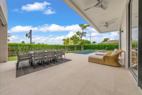 Купить виллу или дом в Марко-Айленд, Флорида 4 спальни, 492.94м2, № 1973598 - фото 25