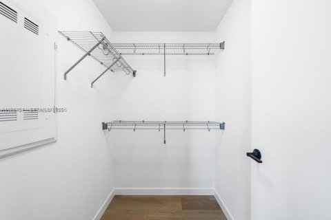 Apartamento en alquiler en Fort Lauderdale, Florida, 1 dormitorio, 58.81 m2 № 2047388 - foto 6