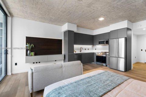 Apartamento en alquiler en Fort Lauderdale, Florida, 1 dormitorio, 58.81 m2 № 2047388 - foto 3