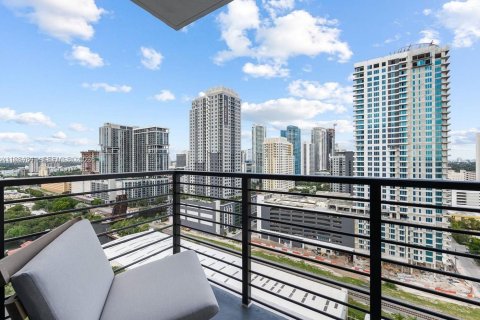 Apartamento en alquiler en Fort Lauderdale, Florida, 1 dormitorio, 58.81 m2 № 2047388 - foto 13