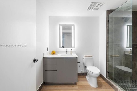 Apartamento en alquiler en Fort Lauderdale, Florida, 1 dormitorio, 58.81 m2 № 2047388 - foto 17