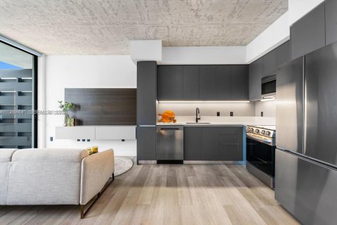 Apartamento en alquiler en Fort Lauderdale, Florida, 1 dormitorio, 58.81 m2 № 2047388 - foto 5