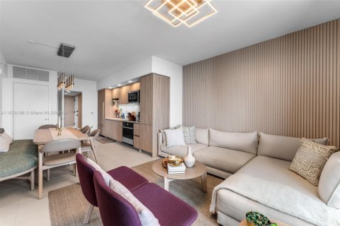 Condominio en alquiler en Miami, Florida, 3 dormitorios, 114.27 m2 № 1980736 - foto 11