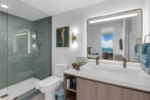 Condominio en alquiler en Miami, Florida, 3 dormitorios, 114.27 m2 № 1980736 - foto 19