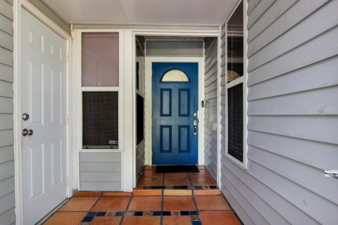 House in West Palm Beach, Florida 2 bedrooms, 110.46 sq.m. № 2261691 - photo 3