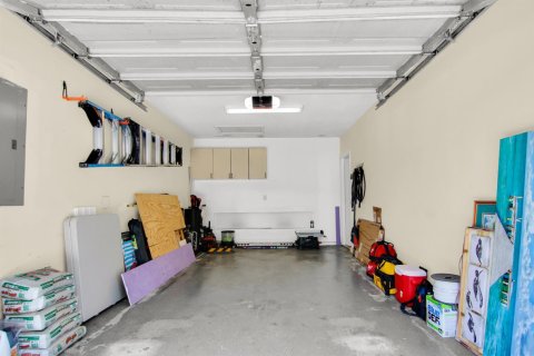 House in West Palm Beach, Florida 2 bedrooms, 110.46 sq.m. № 2261691 - photo 27