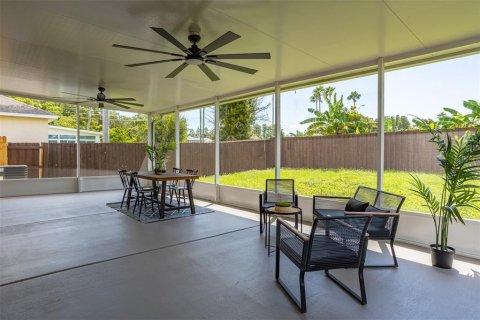 Villa ou maison à vendre à Land O' Lakes, Floride: 3 chambres, 123.56 m2 № 2334224 - photo 24