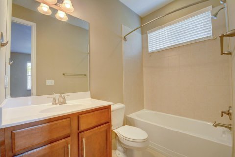 House in Wellington, Florida 4 bedrooms, 266.91 sq.m. № 2176741 - photo 9