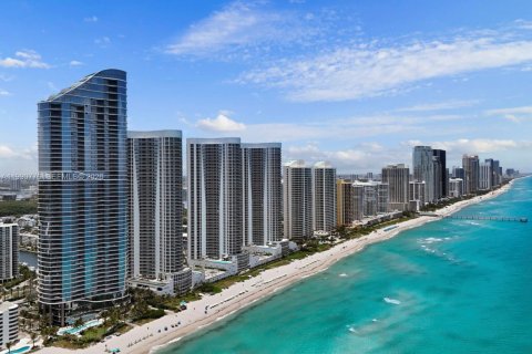 Снять в аренду кондоминиум в Санни-Айлс-Бич, Флорида 2 спальни, 171.59м2, № 2058029 - фото 16