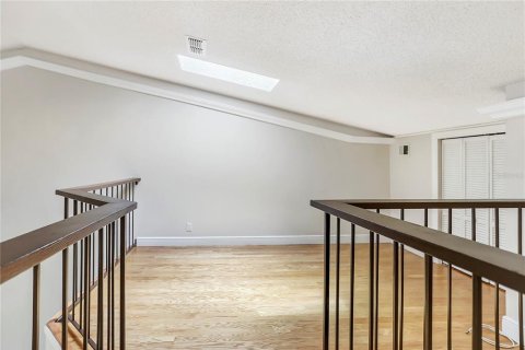 Condo in Altamonte Springs, Florida, 3 bedrooms № 2322677 - photo 23