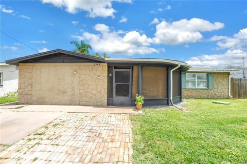 Villa ou maison à vendre à Holiday, Floride: 5 chambres, 187.29 m2 № 1806874 - photo 3
