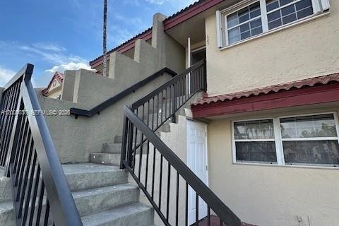 Apartamento en Miami, Florida 1 dormitorio, 66.05 m2 № 2170934