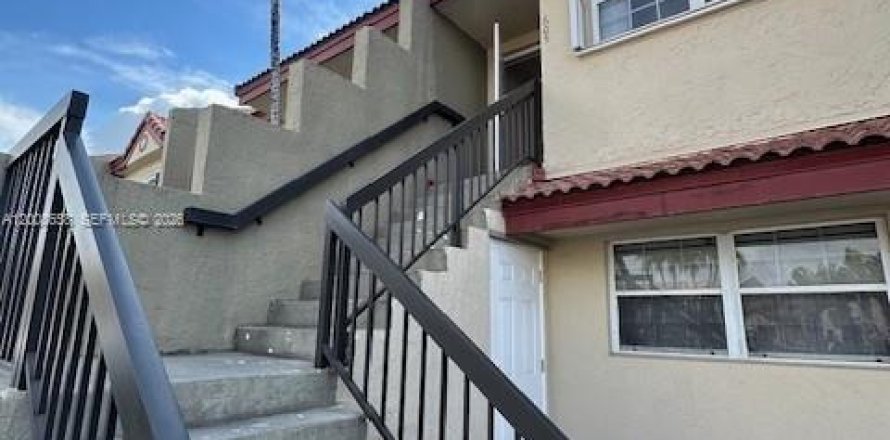 Apartamento en Miami, Florida 1 dormitorio, 66.05 m2 № 2170934