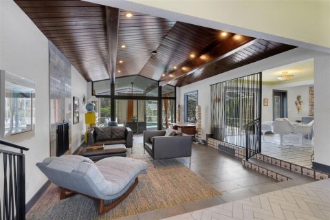 Villa ou maison à vendre à Lakeland, Floride: 4 chambres, 215.25 m2 № 2334281 - photo 4