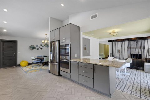 Villa ou maison à vendre à Lakeland, Floride: 4 chambres, 215.25 m2 № 2334281 - photo 16