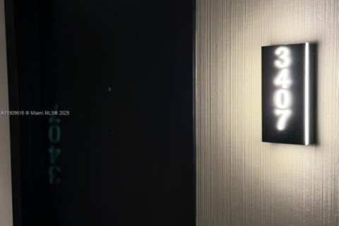 Купить кондоминиум в Майами, Флорида 41.06м2, № 1965579 - фото 4