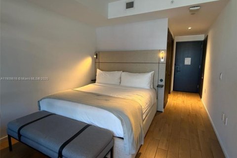 Купить кондоминиум в Майами, Флорида 41.06м2, № 1965579 - фото 9