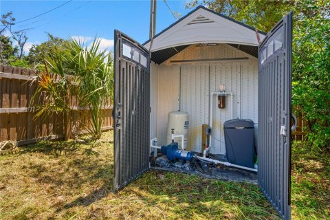 Terreno en venta en New Port Richey, Florida № 1870922 - foto 13