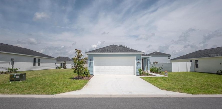 Townhouse in Ocala, Florida 3 bedrooms, 117.34 sq.m. № 1904002