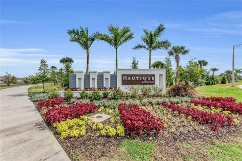 Townhouse in Sarasota, Florida 3 bedrooms, 164.99 sq.m. № 2100782 - photo 28