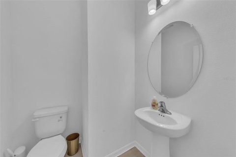 Townhouse in Sarasota, Florida 3 bedrooms, 164.99 sq.m. № 2100782 - photo 14