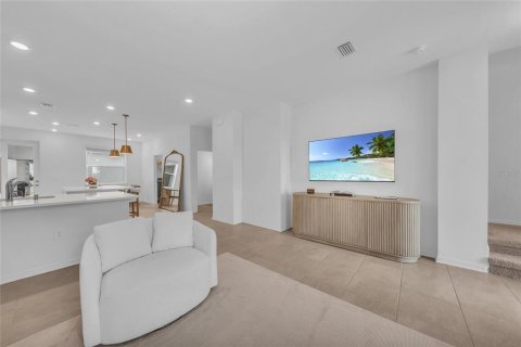Townhouse in Sarasota, Florida 3 bedrooms, 164.99 sq.m. № 2100782 - photo 8