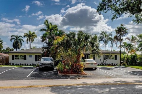 Propiedad comercial en venta en Lighthouse Point, Florida, 270.35 m2 № 2081639 - foto 3