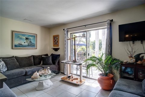 Propiedad comercial en venta en Lighthouse Point, Florida, 270.35 m2 № 2081639 - foto 19